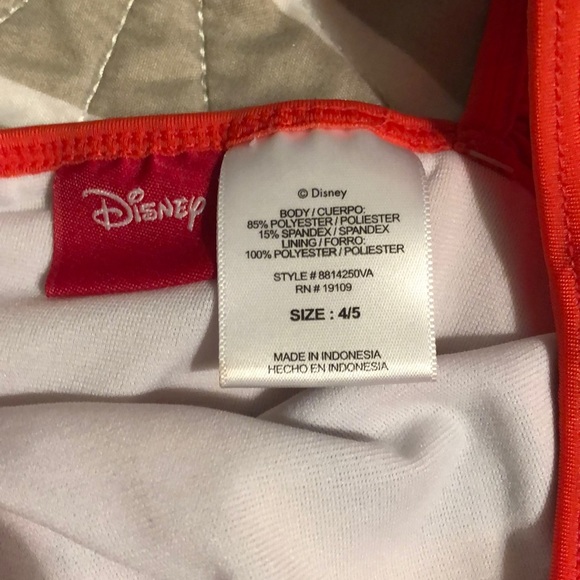 Swimsuit - Picture 3 of 4